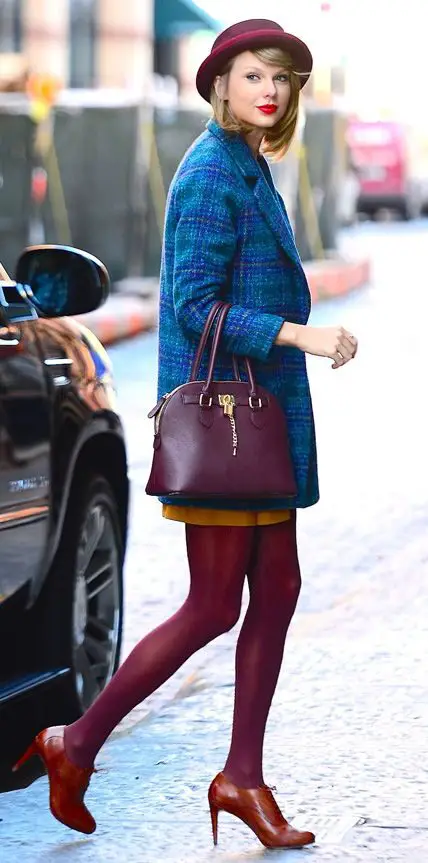 taylor-swift-colorful-outfit