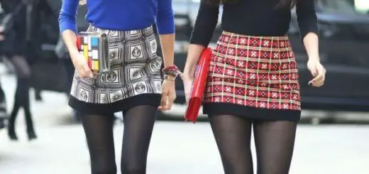 tights-and-miniskirts-bff-outfit-idea-1