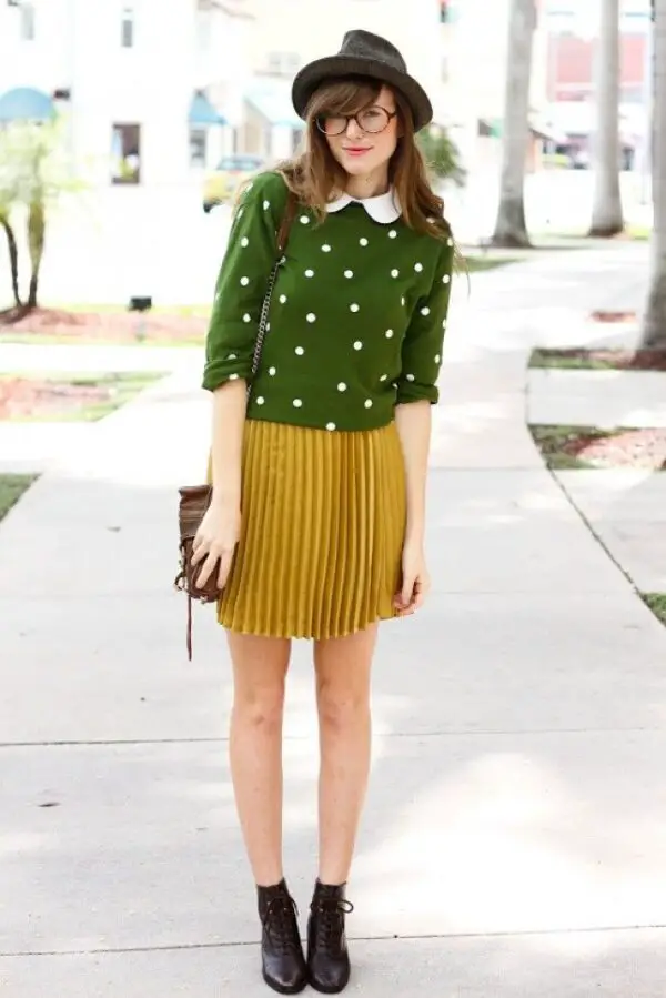 yellow-pleated-skirt