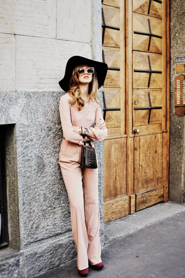 nude outfit with floppy hat